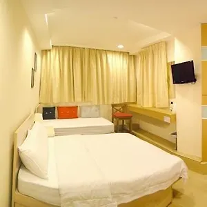 https://causeway-bay-inn.getmacauhotels.com